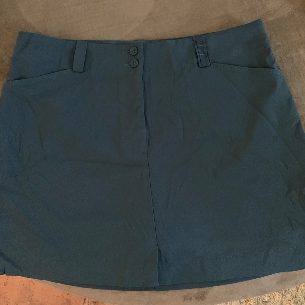 Nike golf skort